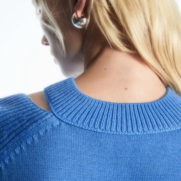 COS Blue V-Neck Sweater - Picture 2 of 6